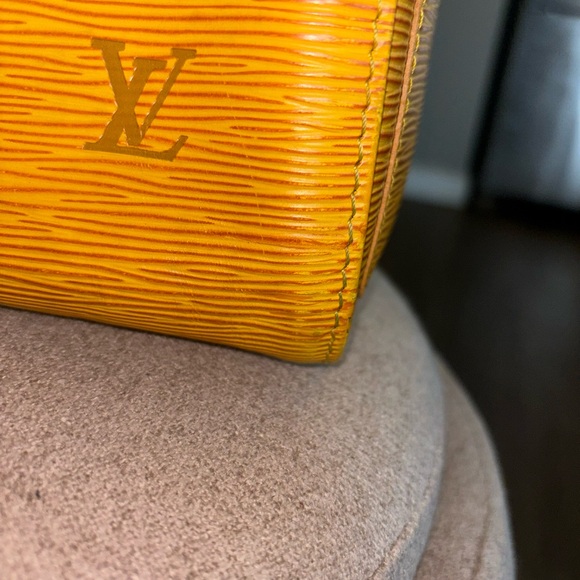 Louis Vuitton Mustard Yellow Satchel - Picture 4 of 14